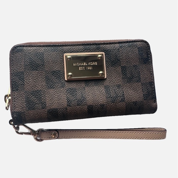Michael Kors Handbags - Michael Kors Brown Checkered Wallet